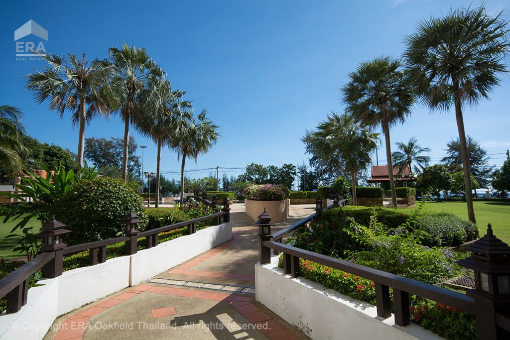 Seaview Condominium