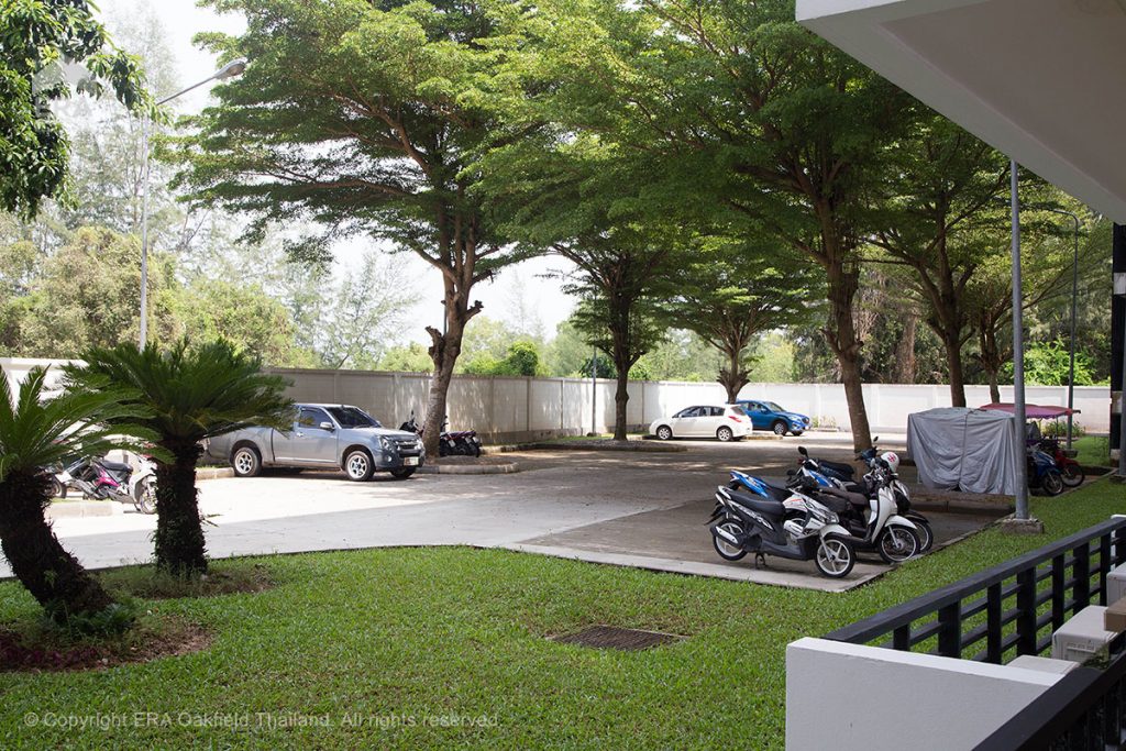 Seaview Condominium