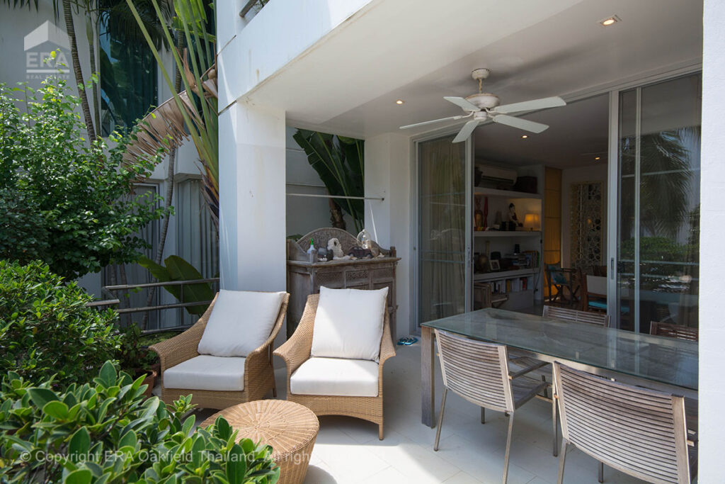 Freehold dream living directly on beautiful Chakphong Beach – offered at a highly attractive price.