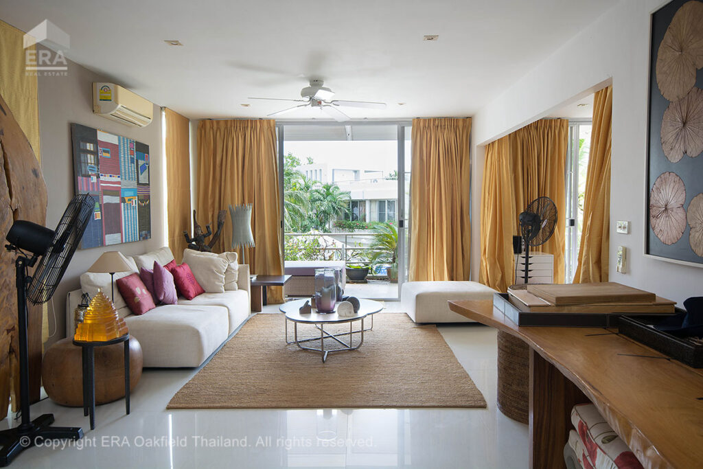 Freehold dream living directly on beautiful Chakphong Beach – offered at a highly attractive price.
