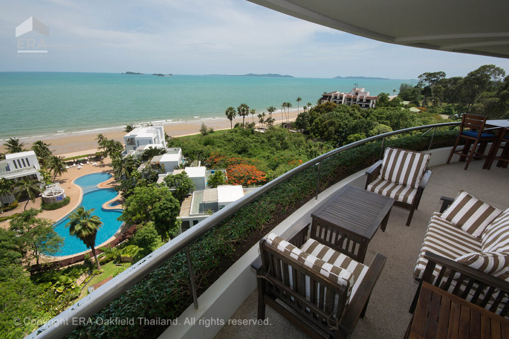 คอนโดหรูสไตล์โมเดิร์น พร้อมเฟอร์นิเจอร์ทันสมัย วิวทะเลทุกมุม