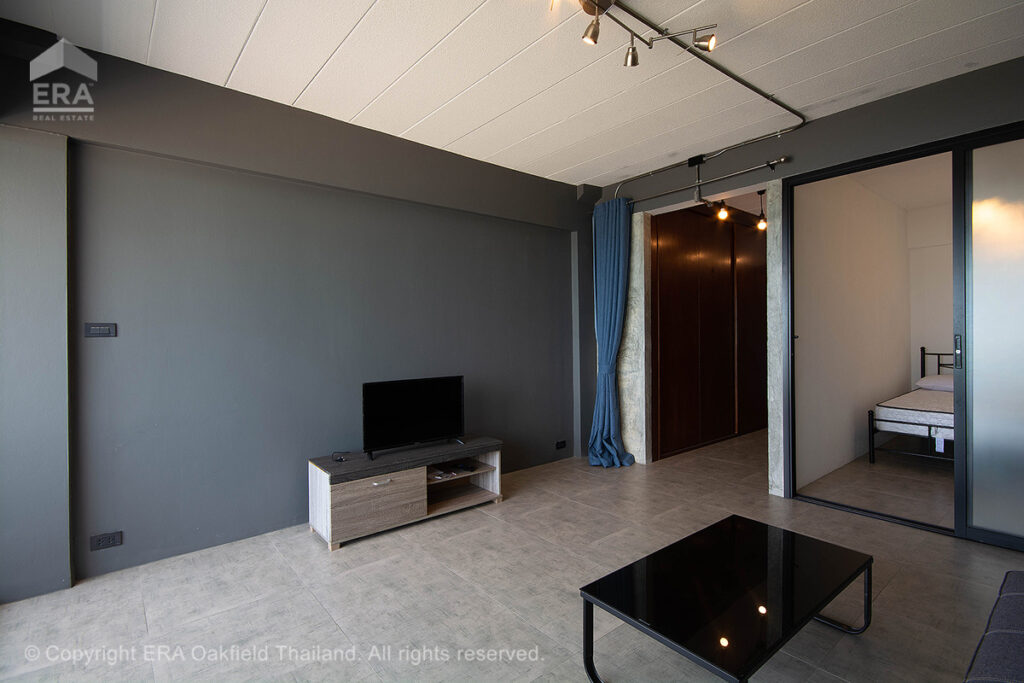 Modern bostadsrätt med unikt strandläge i attraktiva Ban Chang!