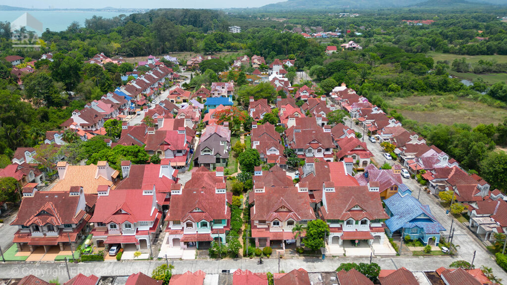 บ้านทาวน์โฮมใกล้ทะเลราคาดีมาก