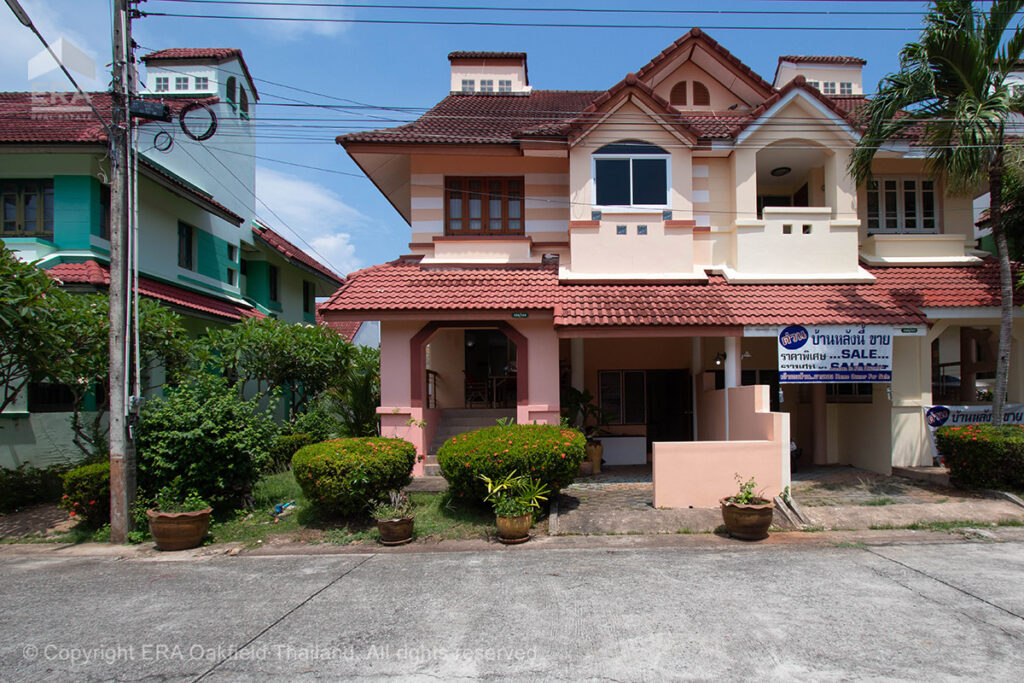 บ้านทาวน์โฮมใกล้ทะเลราคาดีมาก