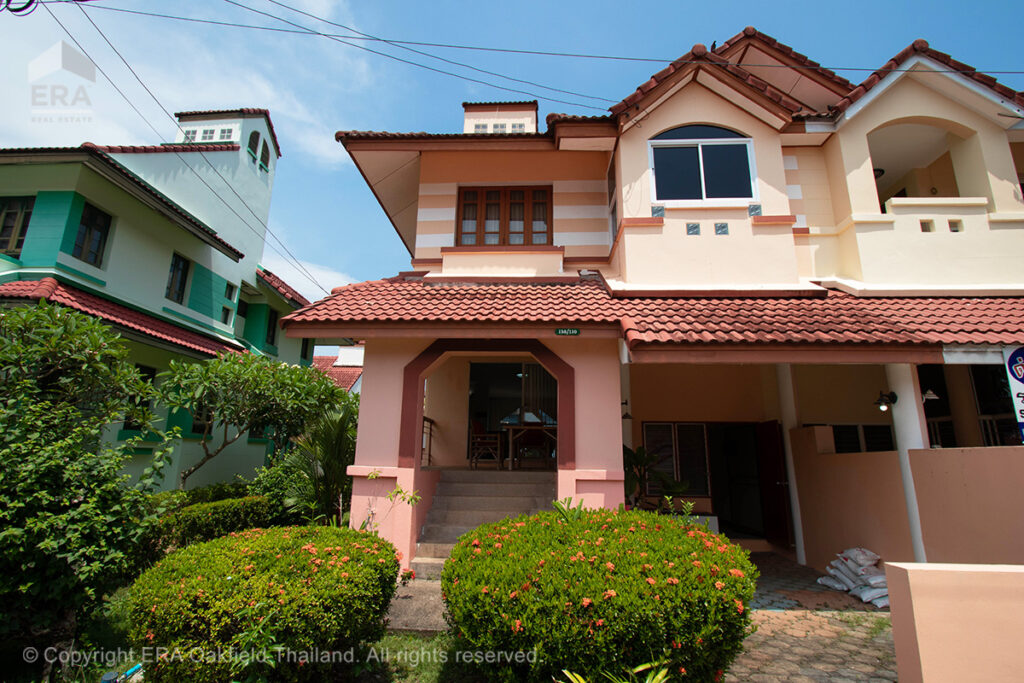 บ้านทาวน์โฮมใกล้ทะเลราคาดีมาก