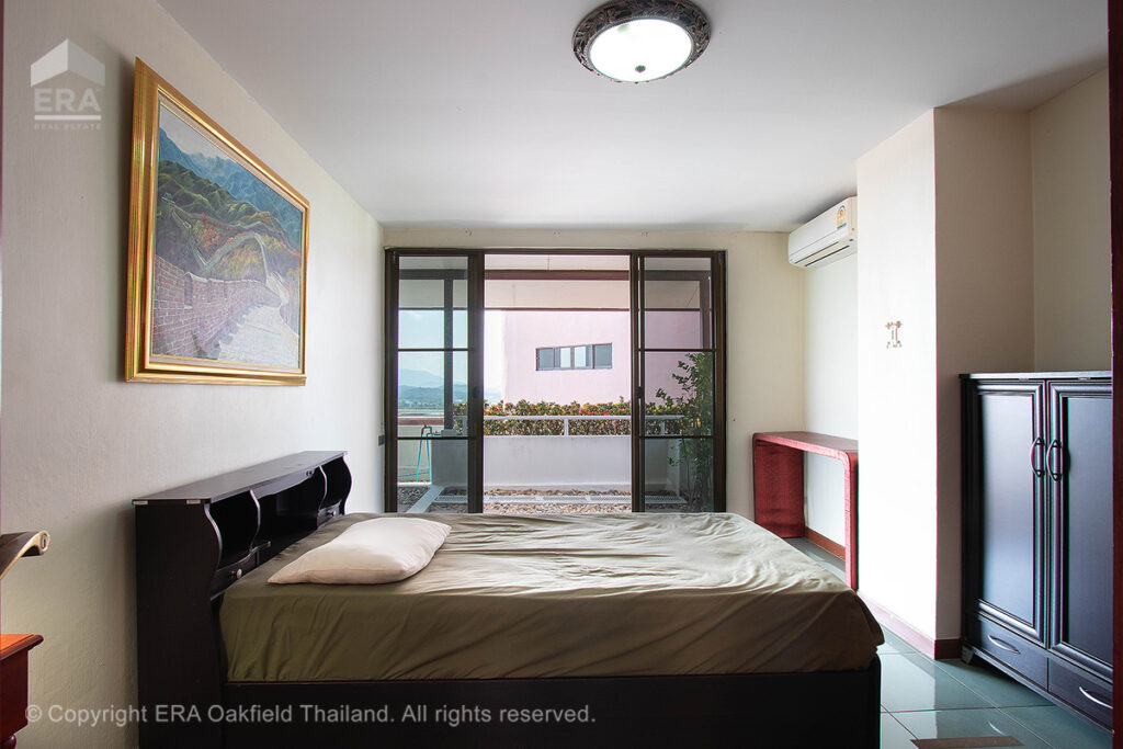 Fantastisk penthouse-bostad högst upp i huset – till ett mycket attraktivt pris.