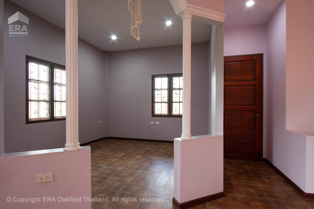 A large house with 3 rai of land