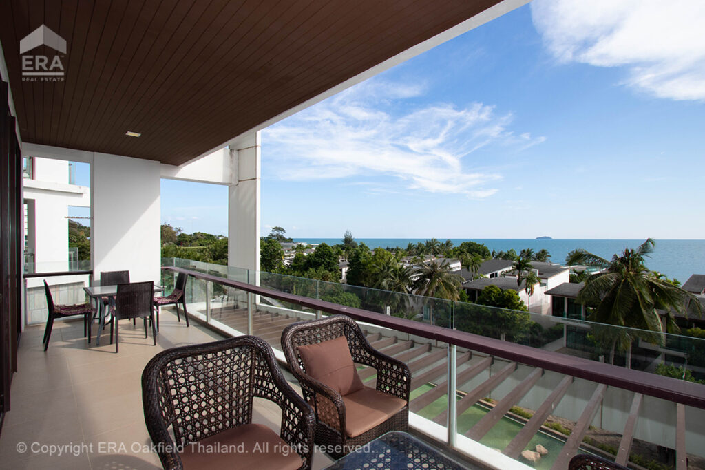 A truly wonderful condo, perfectly situated right on the beach.