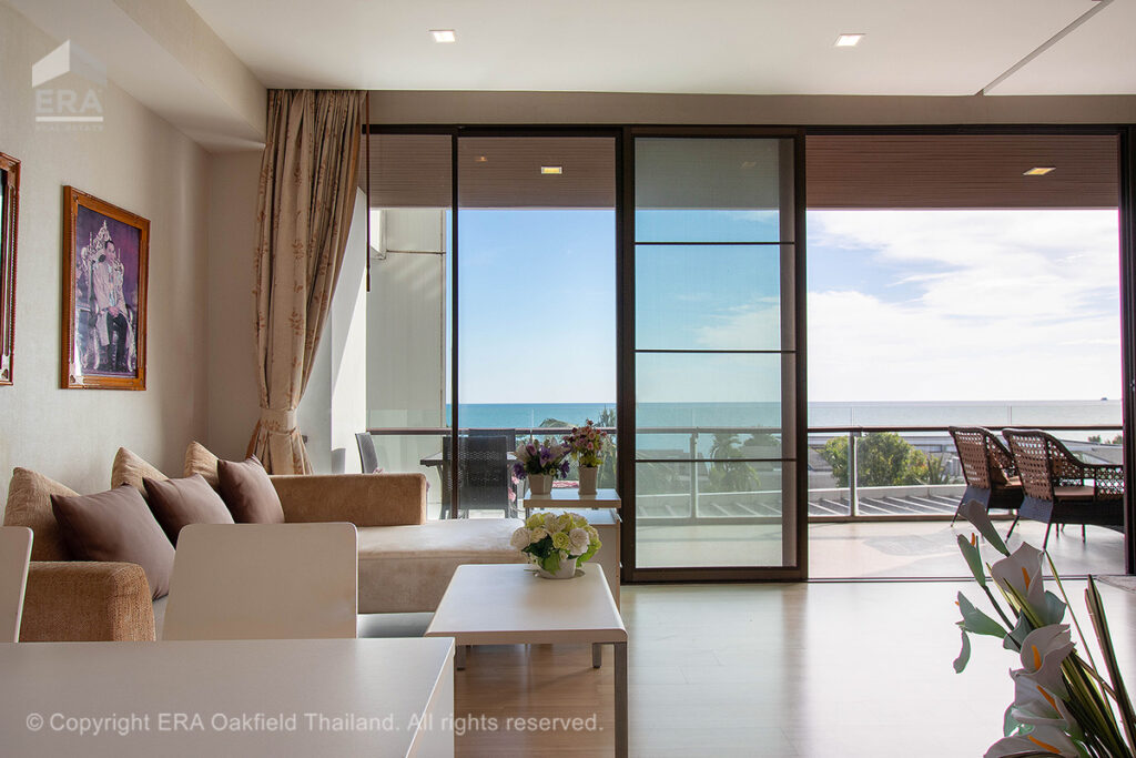A truly wonderful condo, perfectly situated right on the beach.