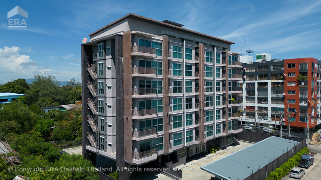 Condominium in the heart of Rayong city, quiet atmosphere, with full amenities (large room)