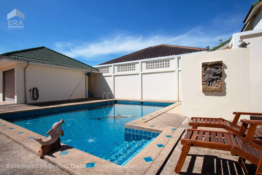 Fin villa med privat pool nära Rayong city