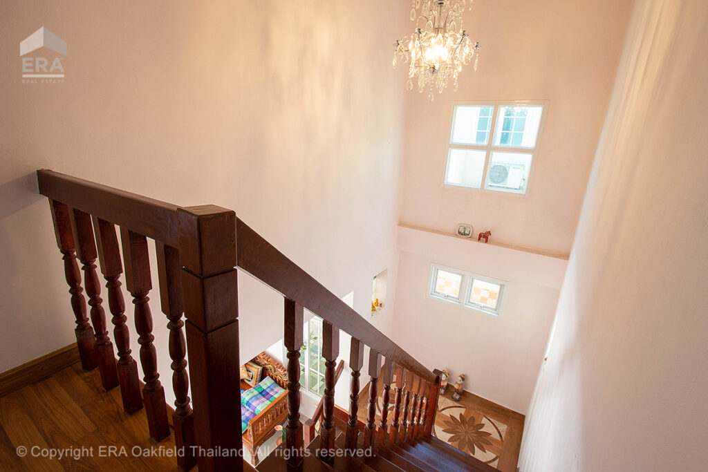 Fin villa med privat pool nära Rayong city